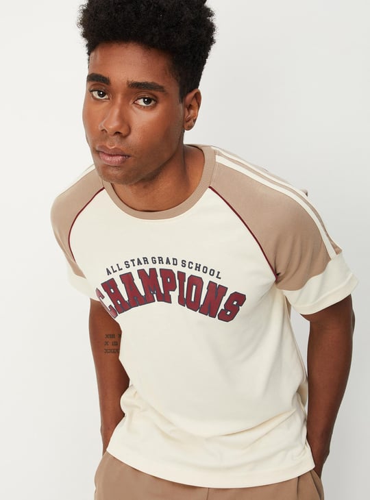 Men Raglan Sleeve Graphic T-shirt