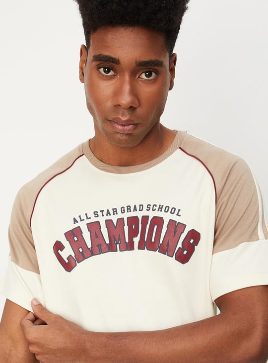 Men Raglan Sleeve Graphic T-shirt