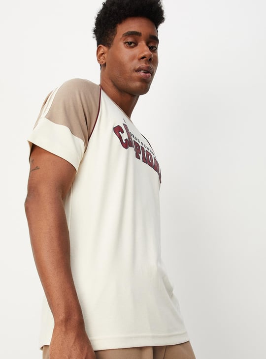 Men Raglan Sleeve Graphic T-shirt