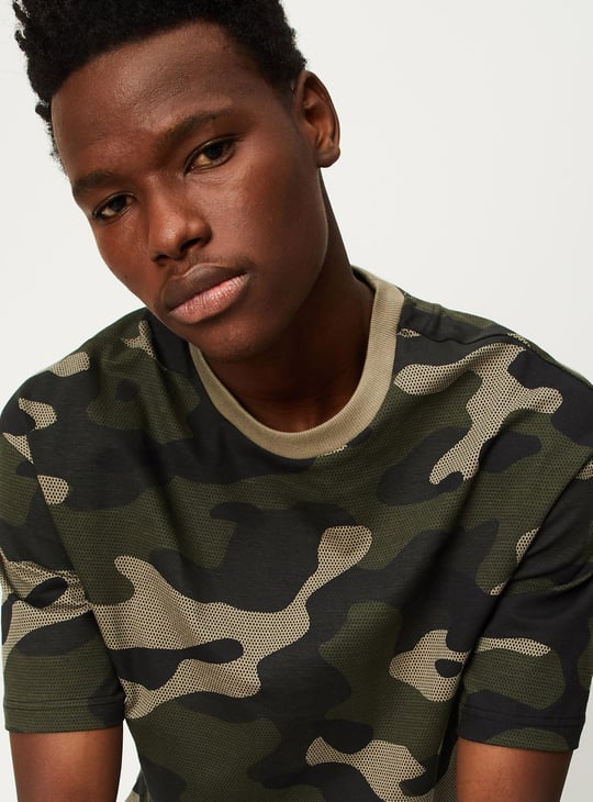 Men Camouflage Oversized T-shirt