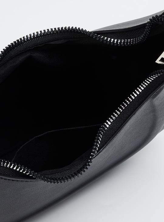 Women Solid Hobo Bag