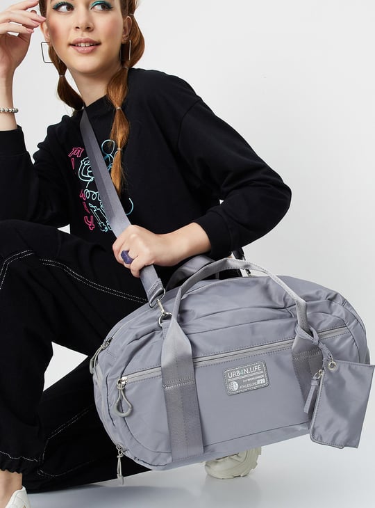 Women Solid Duffle Bag