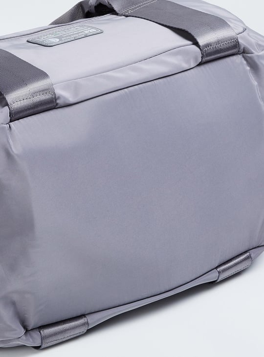Women Solid Duffle Bag