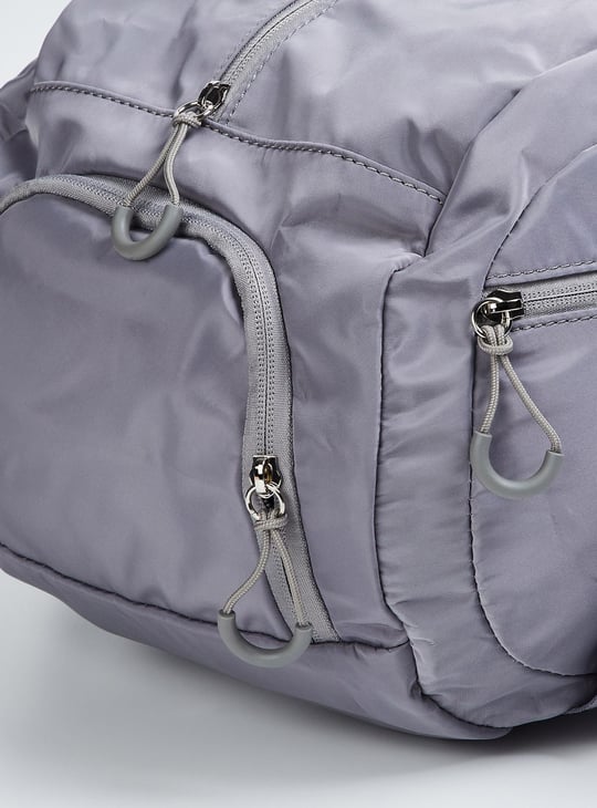Women Solid Duffle Bag