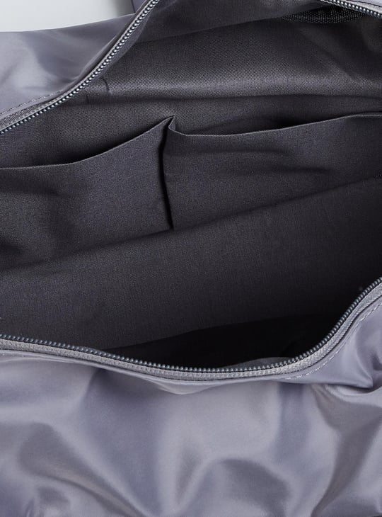 Women Solid Duffle Bag