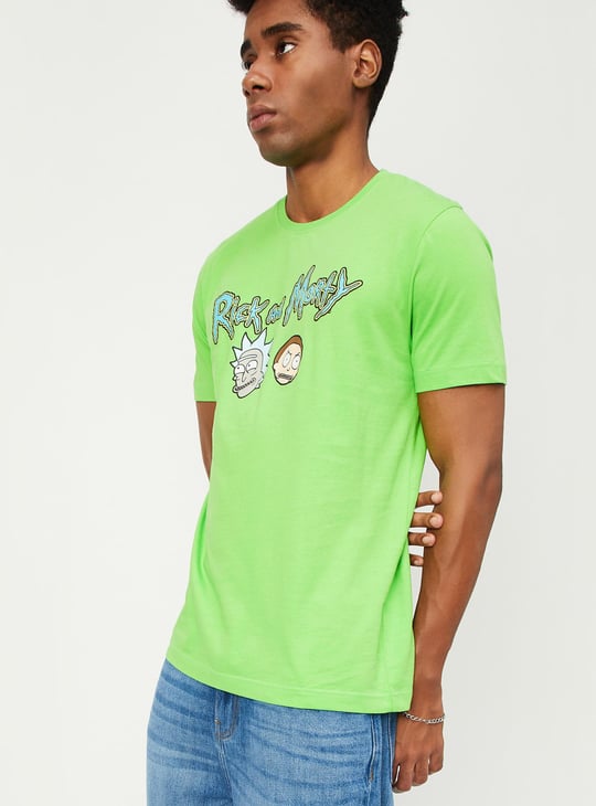 Men Rick & Morty Printed Slim Fit T-shirt