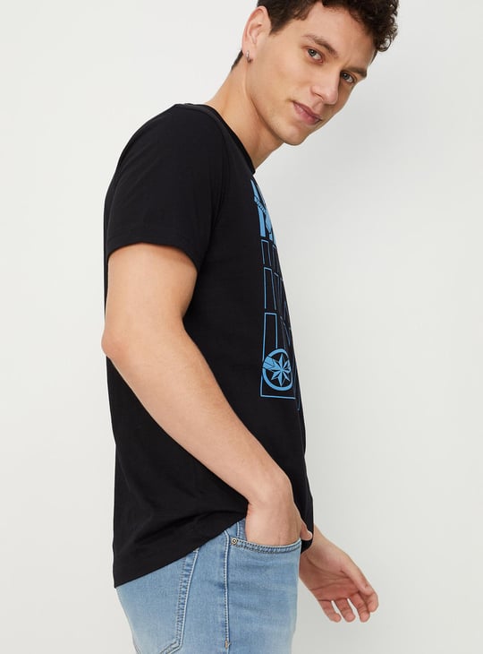 Men Avengers Graphic Slim Fit T-shirt