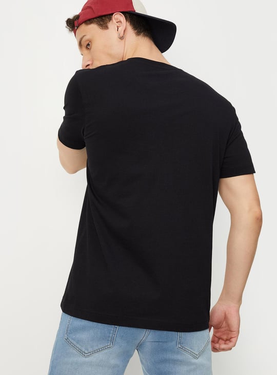 Men Avengers Graphic Slim Fit T-shirt