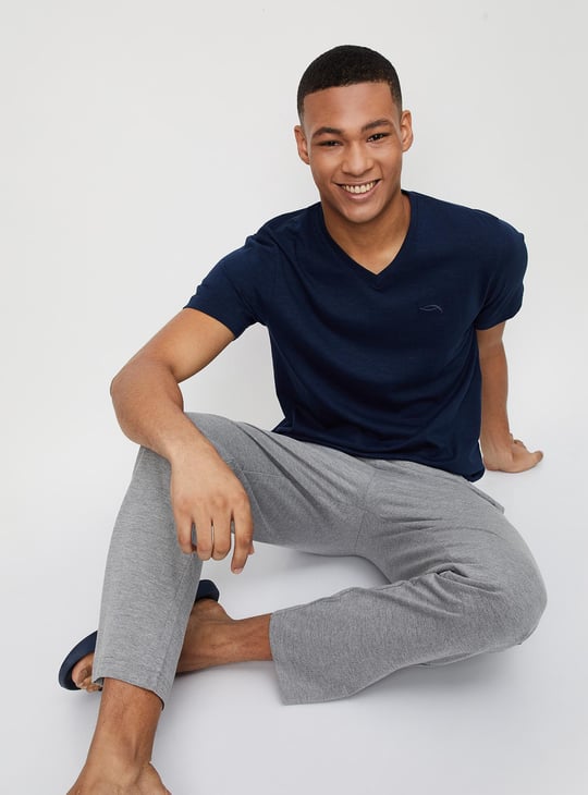 Men Solid V-neck T-shirt