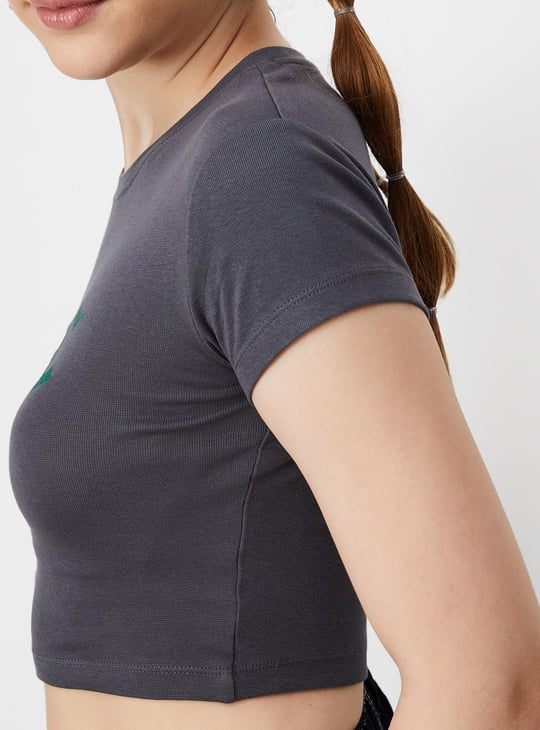 Women Cropped Graphic T-shirt