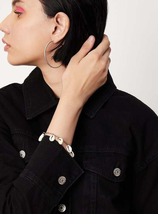 Women Solid Crop Denim Jacket