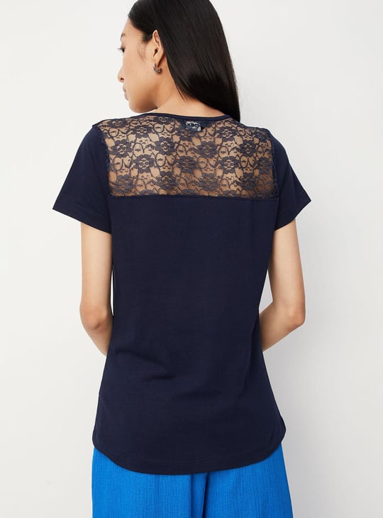 Women Solid Henley Neck T-shirt