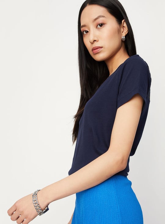 Women Solid Henley Neck T-shirt