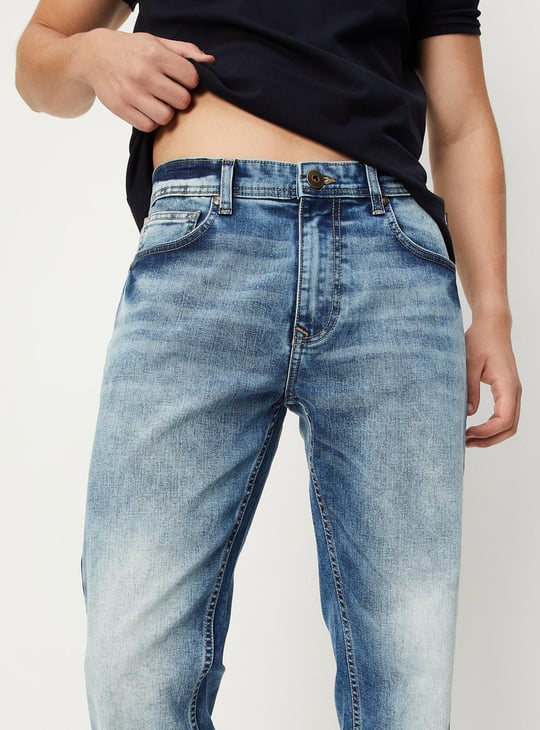 Men Washed Relaxed Fit Jeans