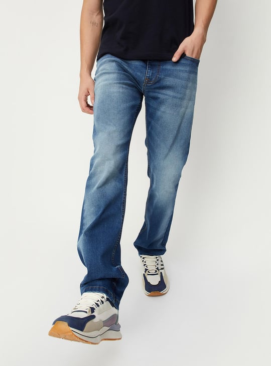 Men Washed Relaxed Fit Jeans