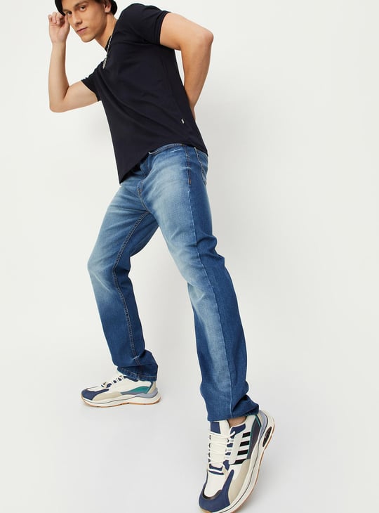 Men Washed Relaxed Fit Jeans