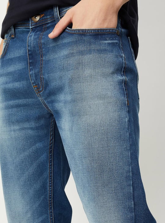 Men Washed Relaxed Fit Jeans