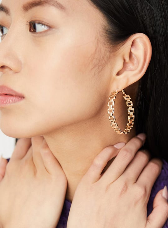 Women Textured Latch back Hoops