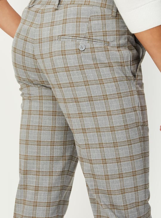 Men Carrot Fit Checked Formal Trousers