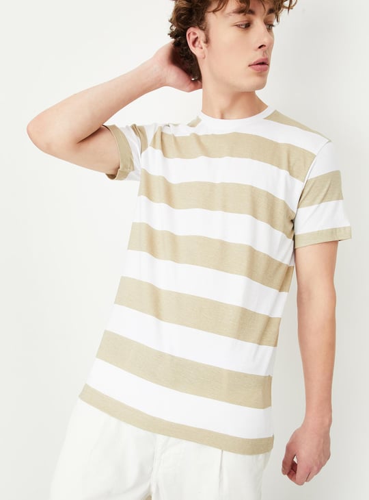 Men Slim Fit Striped T-shirt
