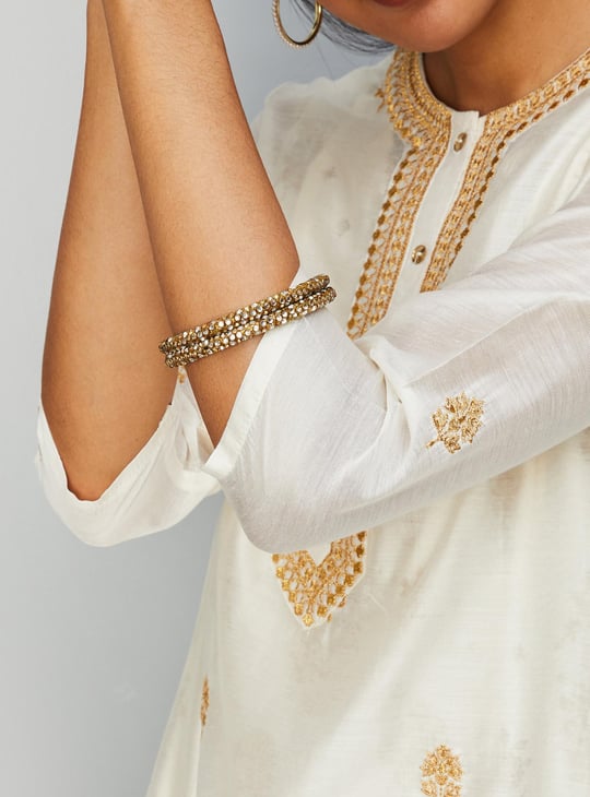 Women Embroidered Layered Kurta