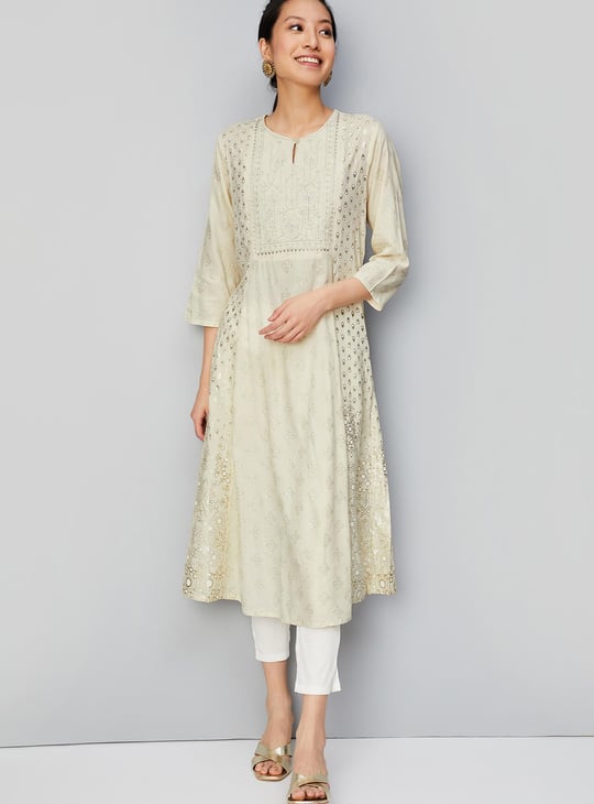Women Embroidered Kalidar Kurta