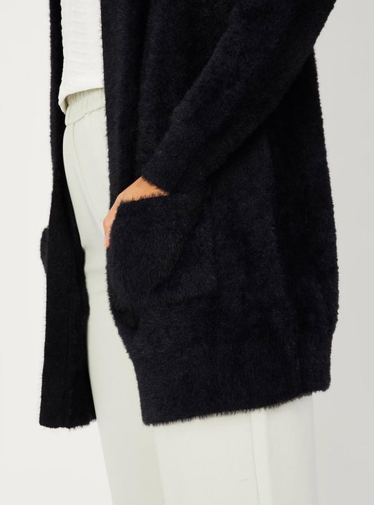 Women Plush Yarn Shrug with Pockets