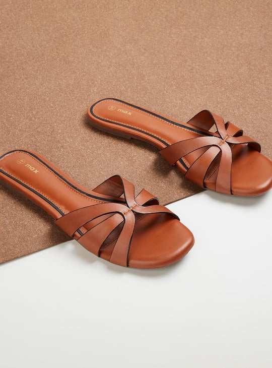 Women Solid Flat Sandals