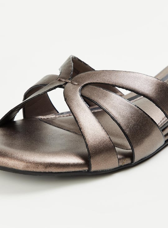 Women Solid Flat Sandals