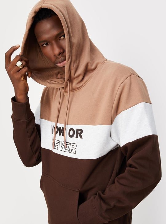Men Colourblocked Hooded Sweatshirt