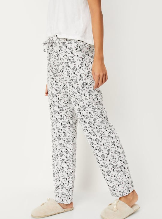 Women Peanuts Snoopy Printed Pyjamas