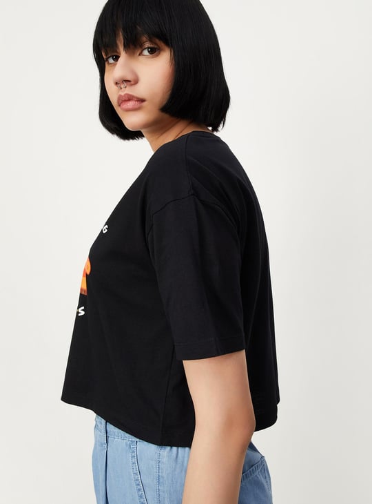 Women Friends Printed Crop T-shirt