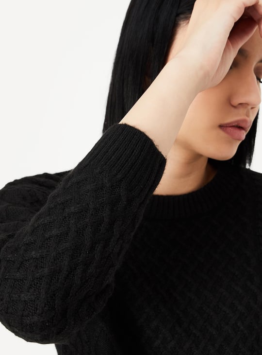 Women Cable Knit Cropped Sweater