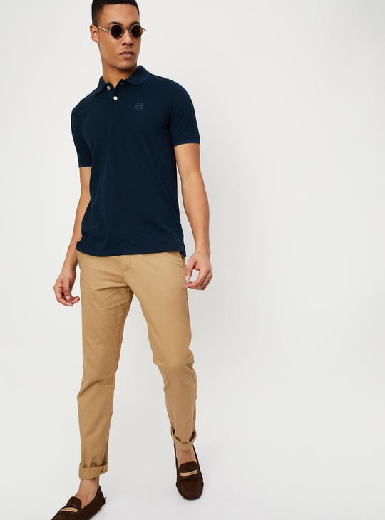 Men Solid Slim Fit Polo