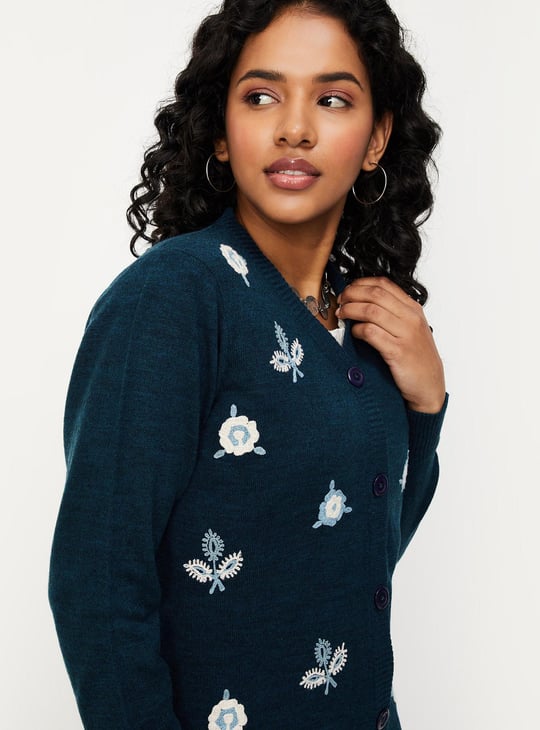Women Embroidered Cardigan