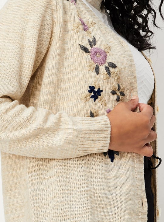Women Floral Embroidered Knit Cardigan
