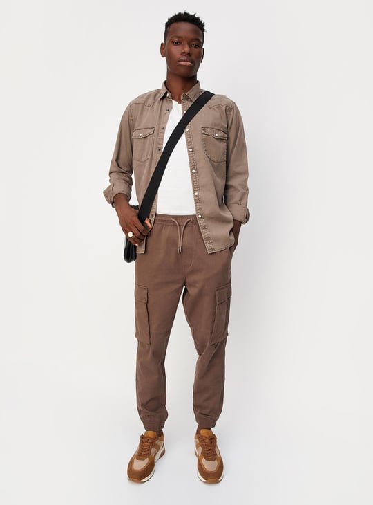 Men Solid Slim Fit Denim Shirt