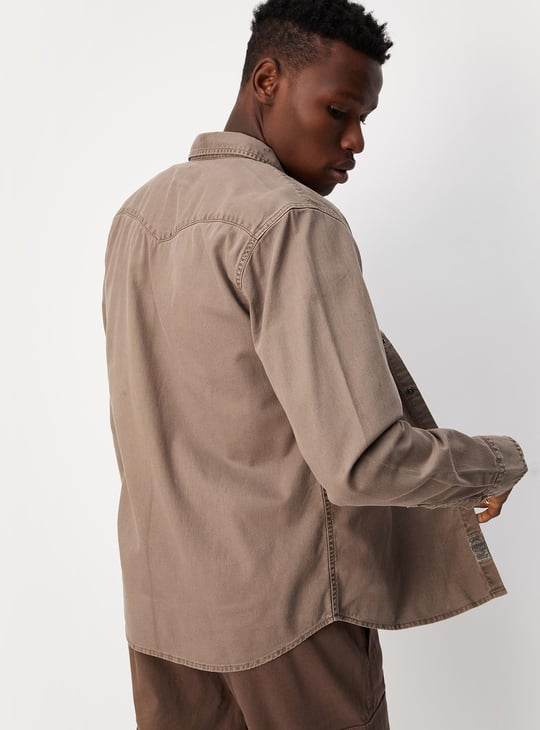 Men Solid Slim Fit Denim Shirt