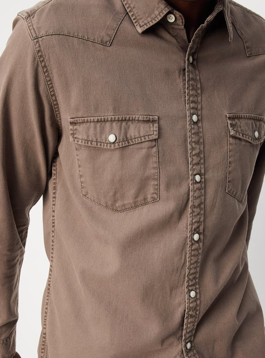 Men Solid Slim Fit Denim Shirt