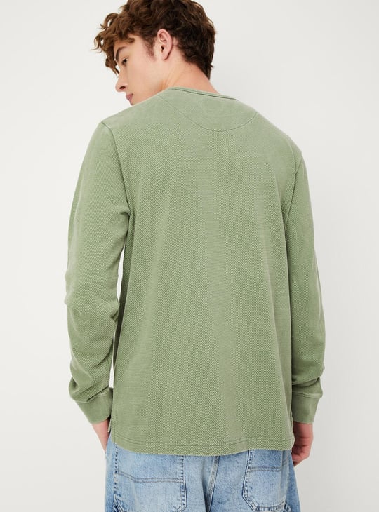 Men Textured Henley Neck T-shirt