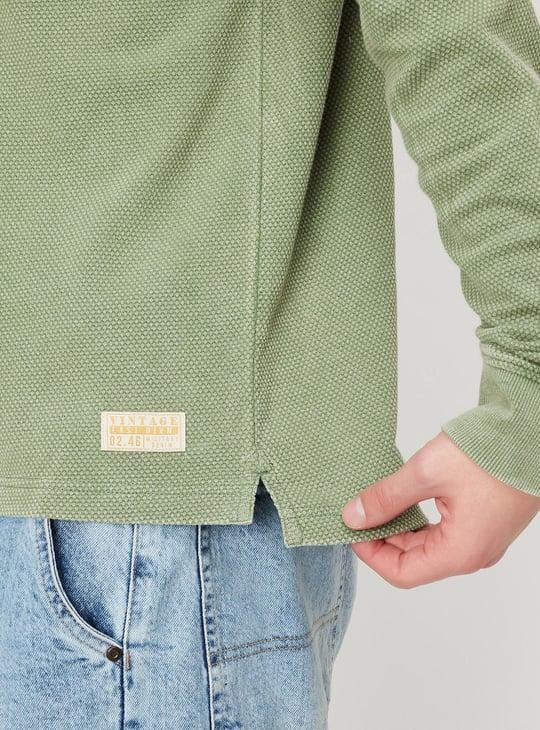 Men Textured Henley Neck T-shirt