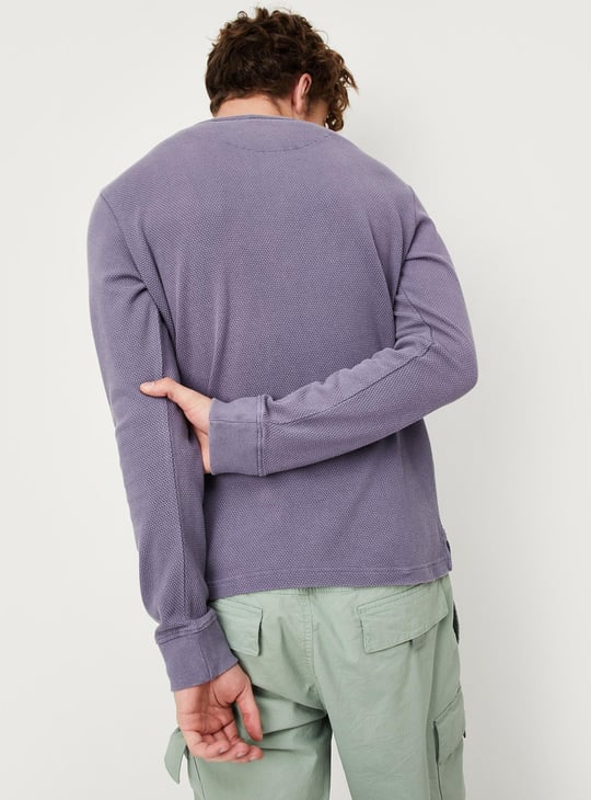 Men Textured Henley Neck T-shirt