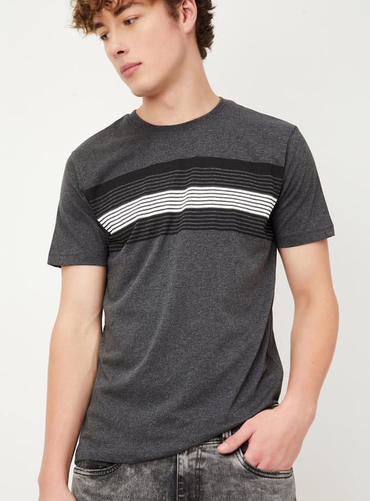 Men Striped Slim Fit T-shirt