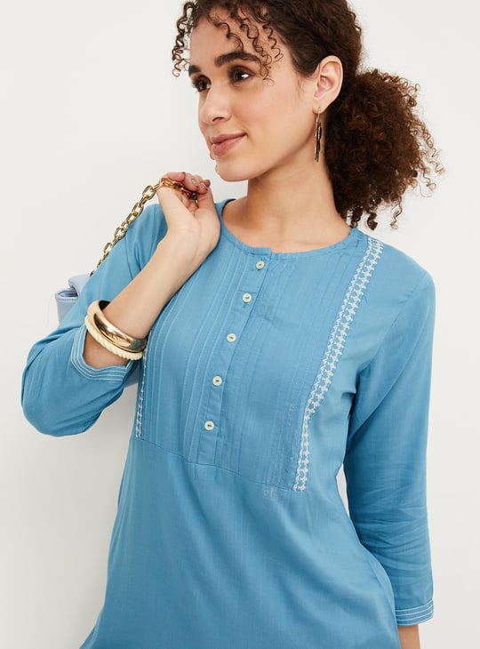 Women Solid Straight Kurta