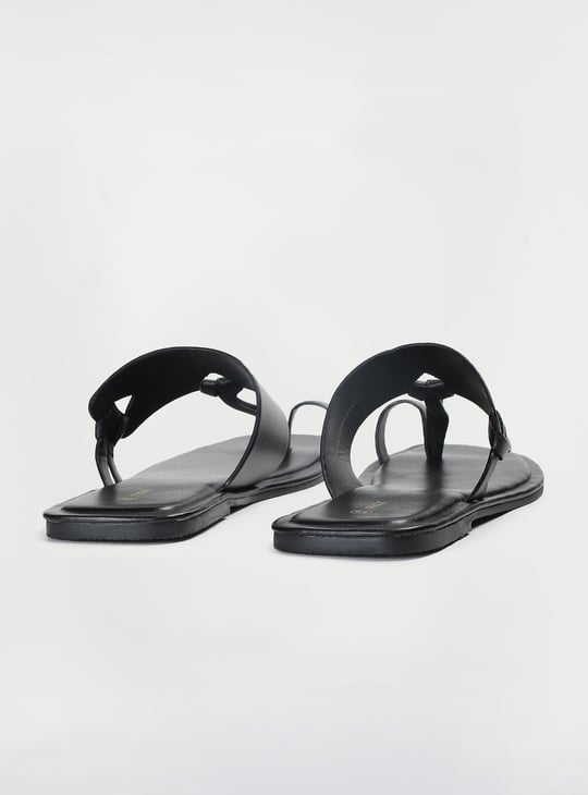 Men Solid Toe-Ring Sandals