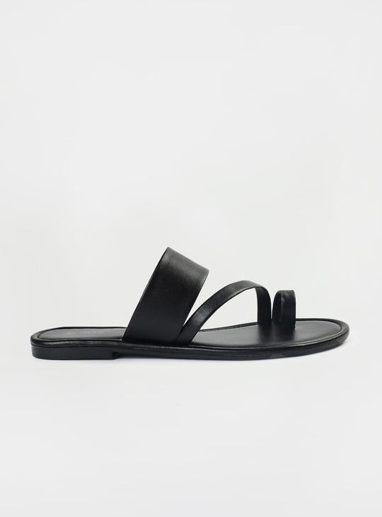 Women Solid One-Toe Flat Sandals