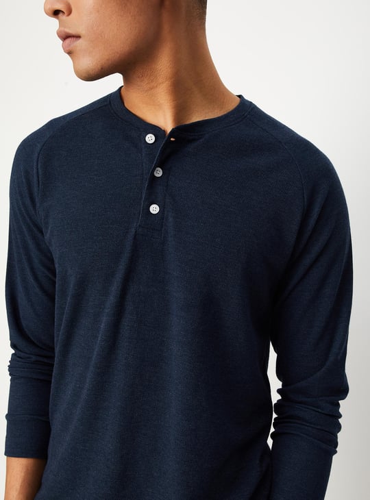 Men Textured Henley Neck T-shirt