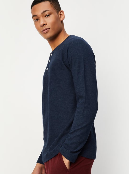 Men Textured Henley Neck T-shirt