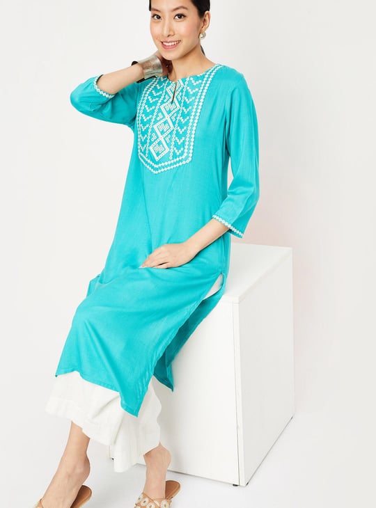 Women Embroidered Yoke Kurta with Pocket