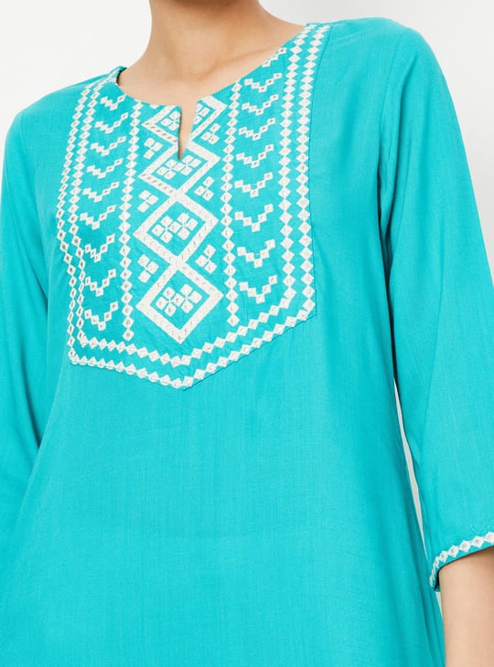 Women Embroidered Yoke Kurta with Pocket